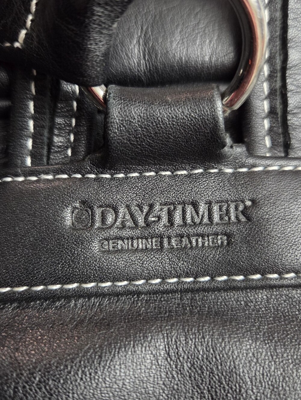 Daytimer Genuine Leather Black Backpack 14 X 13 X 3.5 Inches - Picture 7 of 16